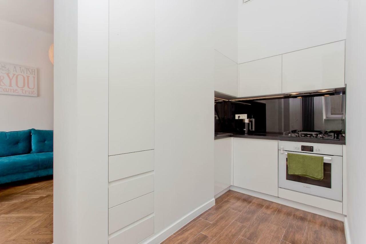 Luxury And Comfortable- Golden Apartments- Royal Street ורשה מראה חיצוני תמונה